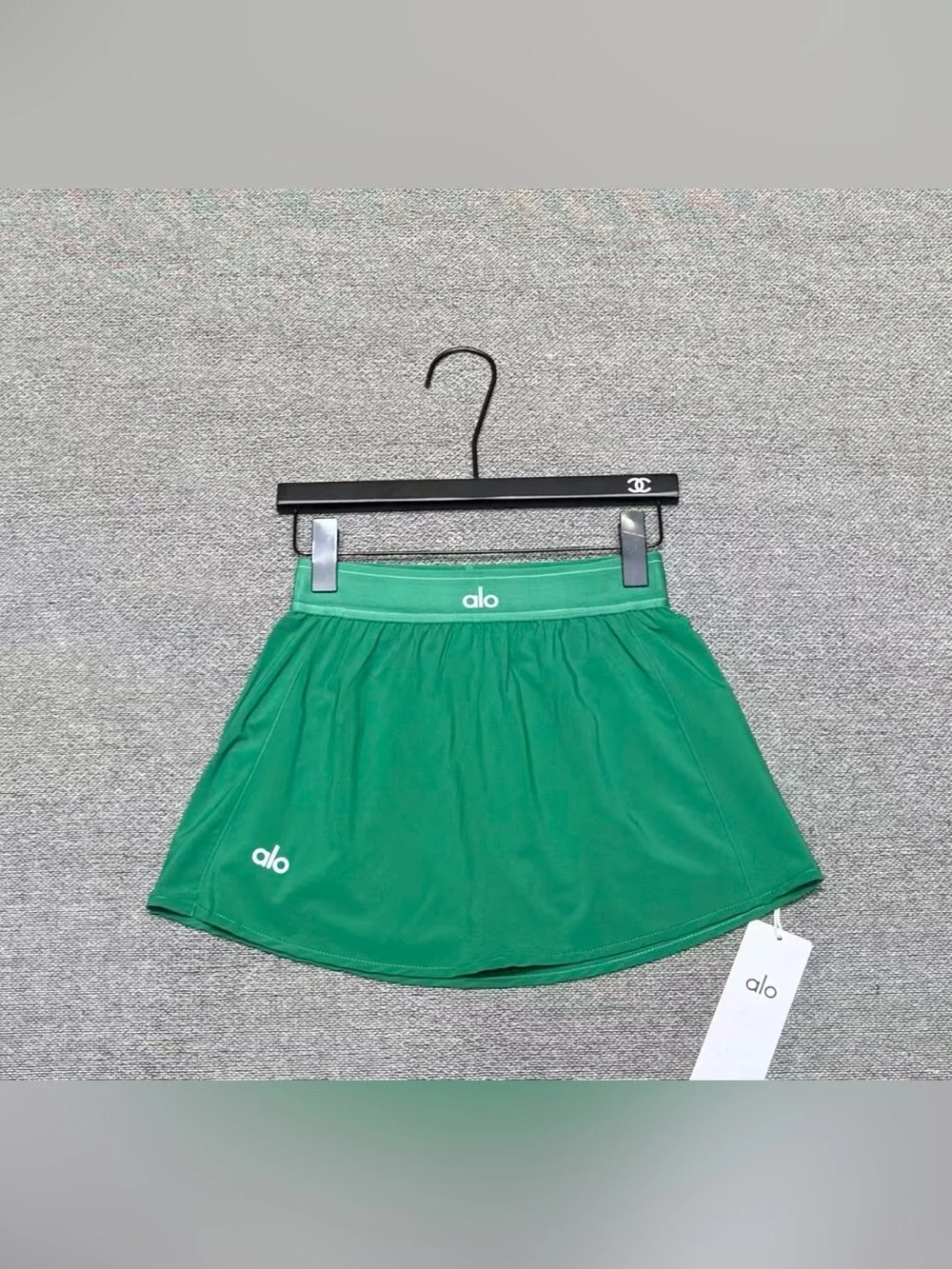ALO Yoga Green Circle Skater Skirt